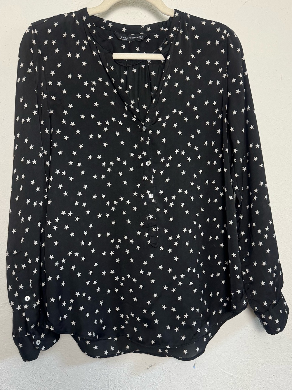 ZARA Black and White Star Print‎ Lightweight Blouse